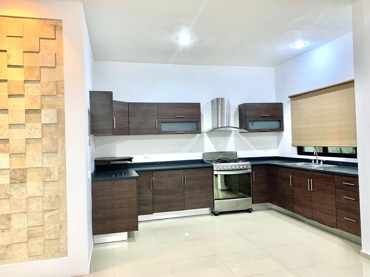 Casa de 3 recámaras en Real del Valle
